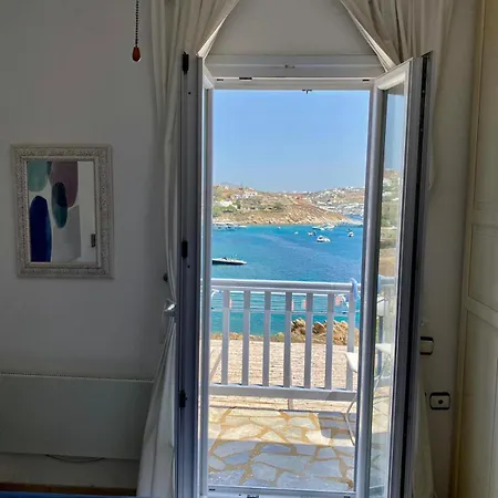 Beautiful House With Stunning Views In Costa Ilios Nyaraló *
