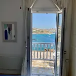 Beautiful House With Stunning Views In Costa Ilios Σπίτι διακοπών *